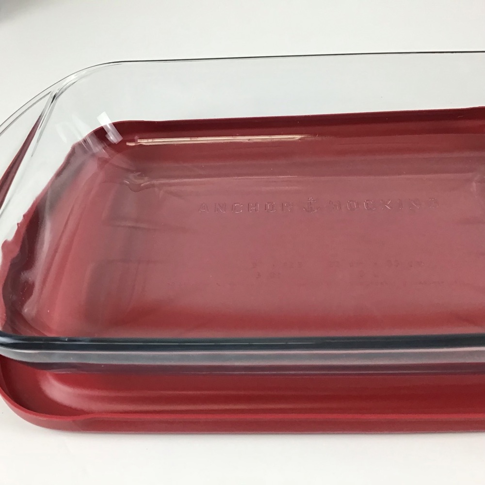 Anchor Hocking 3 QT Bake Dish+Tote+Lid Designed for Transporting Hot/Col…